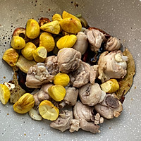 #测测你的夏日美食需求#板栗烧鸡的做法图解8