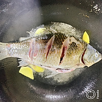 健康喜乐奶白鲫鱼豆腐汤的做法图解4