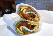肉松鸡蛋卷饼的做法
