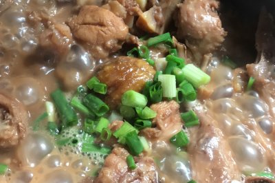 鸡翅板栗煲-厨房小白也零失败