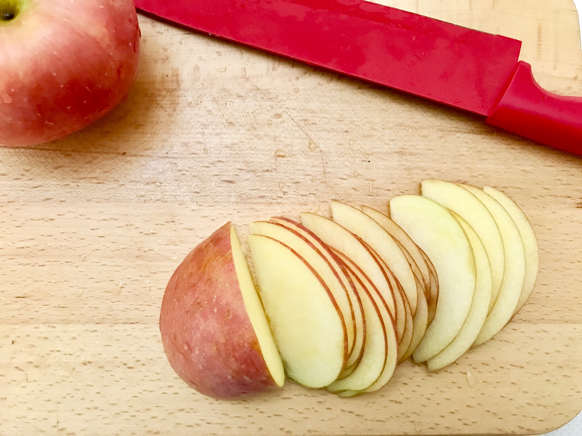 酥皮苹果卷的做法_【图解】酥皮苹果卷怎么做如何做好吃_酥皮苹果卷家常做法大全_艾米厨房_豆果美食