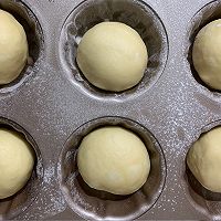 柔软回弹❗️蘑菇头小面包甜面包的做法图解4