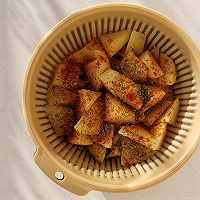 空气炸锅黄油土豆块#原制原味，聚会菜谱#的做法图解4