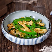 青椒炒腐竹的做法图解8