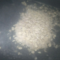 燕麦牛奶粥的做法图解2