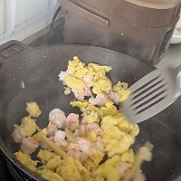 虾仁炒鸡蛋的做法图解5