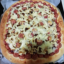 烤肠披萨