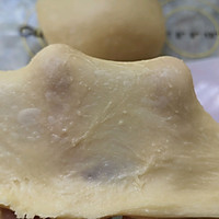 香甜松软——奶香豆沙包的做法图解3