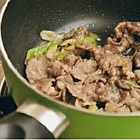 韩式菌菇肥牛暖锅的做法图解2