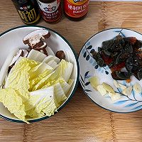 #流感季饮食攻略#皮蛋虾仁粉丝煲的做法图解3