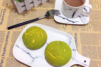 抹茶酥皮泡芙