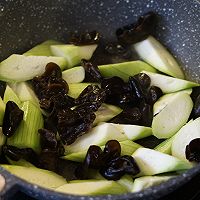 低盐健康菜-丝瓜木耳炒虾仁的做法图解11