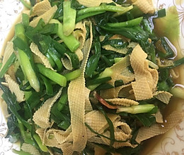 虾皮韭菜炒干豆腐的做法
