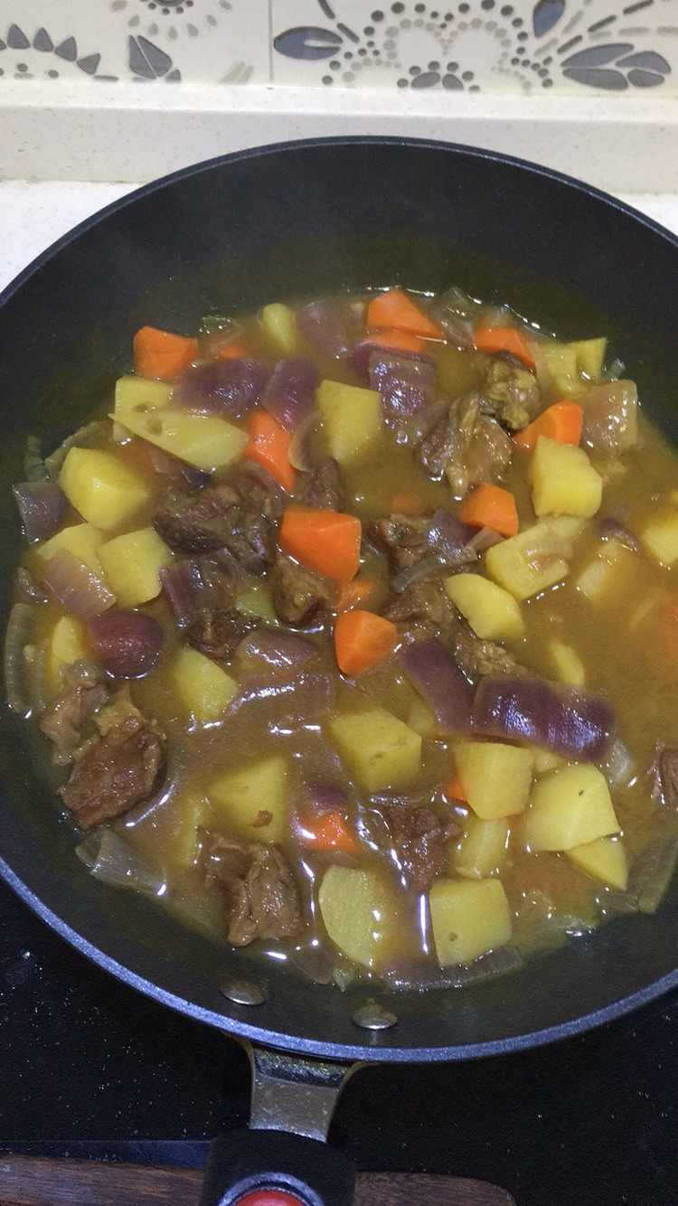 咖喱牛腩的做法