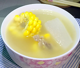 白萝卜玉米排骨汤的做法