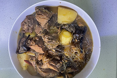 小鸡炖蘑菇