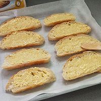 蒜香面包#安家黑科技易涂抺软黄油#的做法图解3