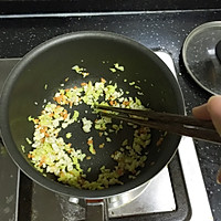 奶酪炒饭-胡萝卜哈密瓜鸡肉的做法图解3
