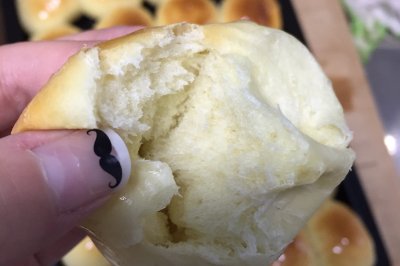 奶香蜂蜜小面包