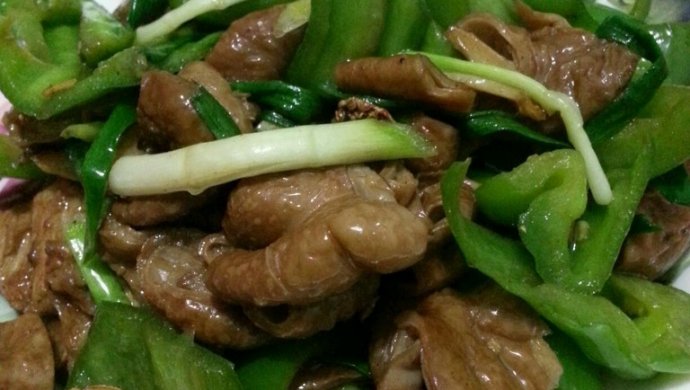 椒溜肥肠