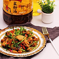 农家小炒鸡 #金龙鱼外皮乡小榨菜籽油 外婆的食光机#的做法图解11