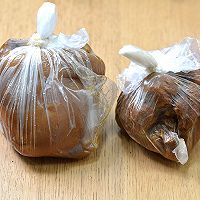电饭煲卤肘子的做法图解8