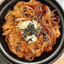 日式照烧肥牛丼 | 体验肉里找饭的满足感！