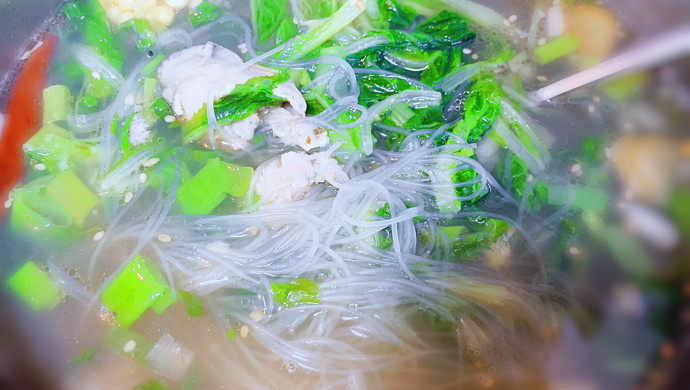 生蚝小白菜粉丝汤