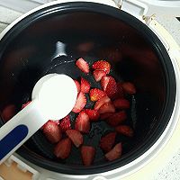 1小时：纯天然草莓蛋糕卷的做法图解3