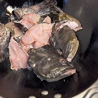 #让宝贝爱上每一顿饭#太太乐鲜味酱油烧石斑鱼的做法图解4