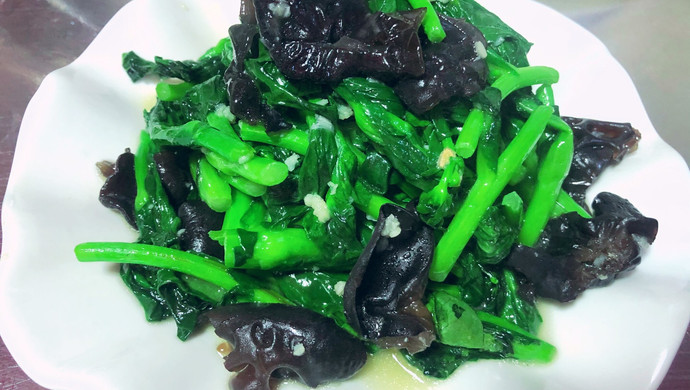 菜苔炒黑木耳