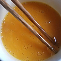 菠菜胡萝卜鸡蛋肠的做法图解3