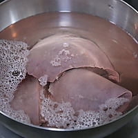 凉拌卤猪肝的做法图解2