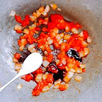 #安佳马苏里拉芝士挑战赛#剩米饭的高光时刻～拉丝番茄芝士焗饭的做法图解5