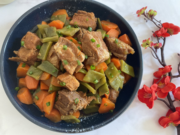 胡萝卜豆角炖排骨