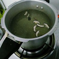 【一肉两做】宝宝牛肉松+香菇粥的做法图解6