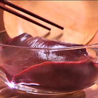 青菜猪肝汤—迷迭香的做法图解2
