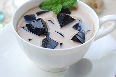 仙草冻奶茶