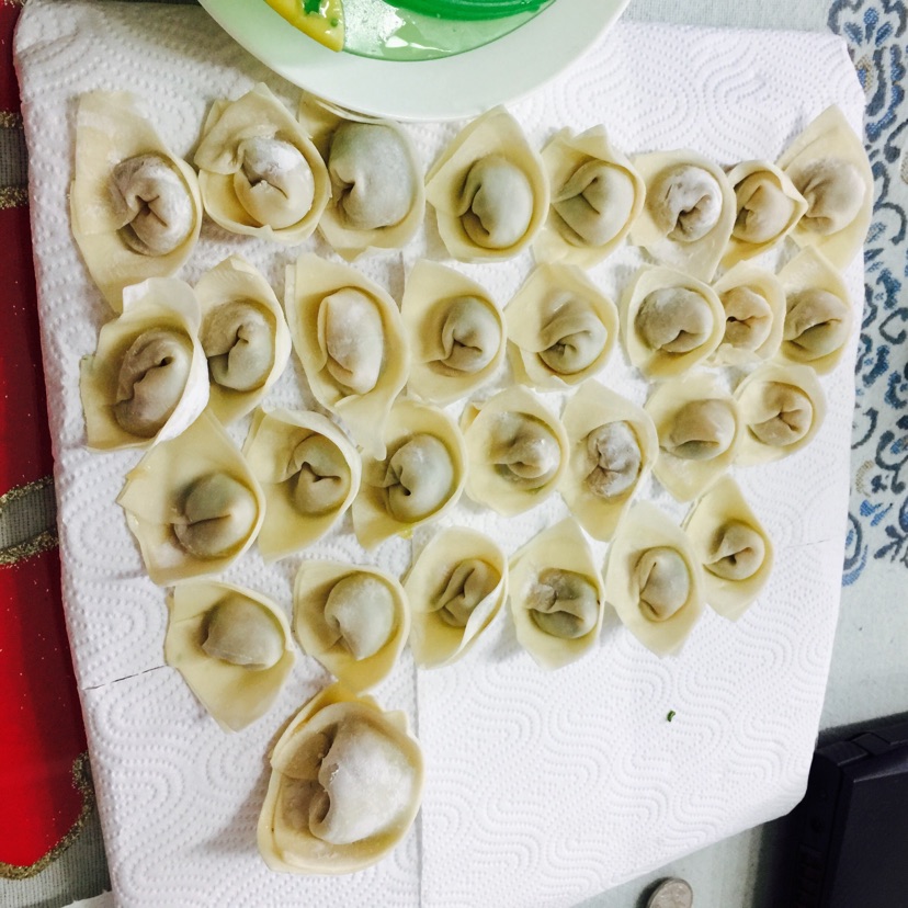 鸡肉鲜虾四季豆馄饨的做法图解9