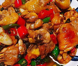干饭人的顶配～鲜香麻辣的双椒炒鸡的做法