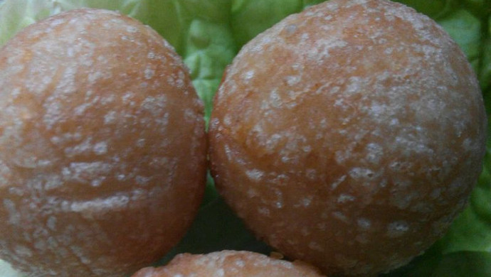 炸红豆糯米团