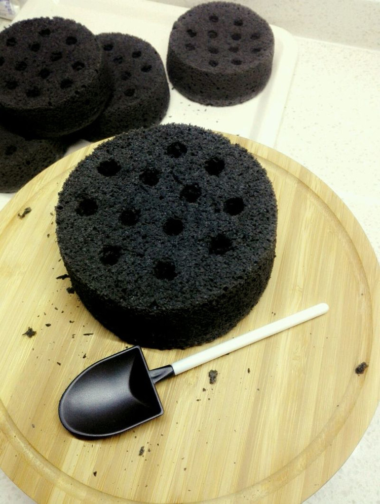 “黑暗料理”蜂窝煤（戚风版，超详细，多图）的做法