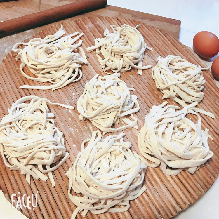 儿时的味道：妈妈的手擀面的做法