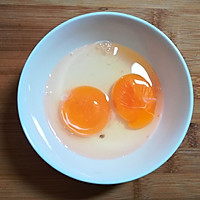 韭苔炒鸡蛋的做法图解2