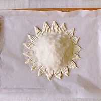 向阳花开会拉丝的芒果向日葵手抓饼的做法图解4
