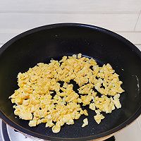 【韭菜鸡蛋盒子】鲜美素食的做法图解5