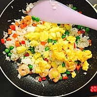 虾仁菠萝炒饭的做法图解11