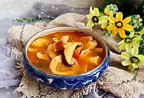 #快手又营养，我家的冬日必备菜品#冬日暖阳的蘑菇汤的做法