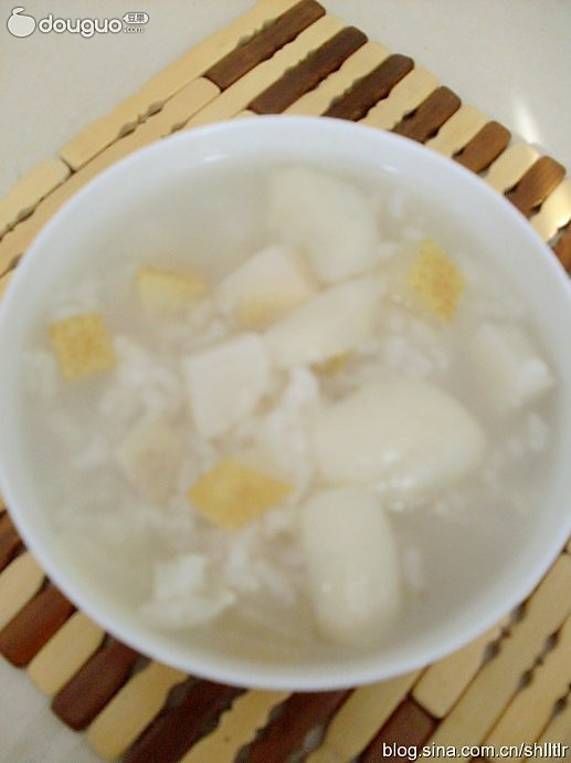 雪梨百合山药粥的做法