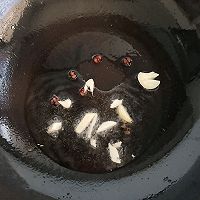 甜菜头炒木耳——太太乐鲜鸡汁蒸鸡原汤的做法图解4